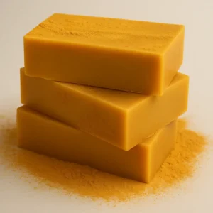 Alisanda™ soap : Rich in Vitamin C, retinol, collagen, and turmeric—a Japanese-made complex formula, fortified with hyaluronic acid and Vitamin E.